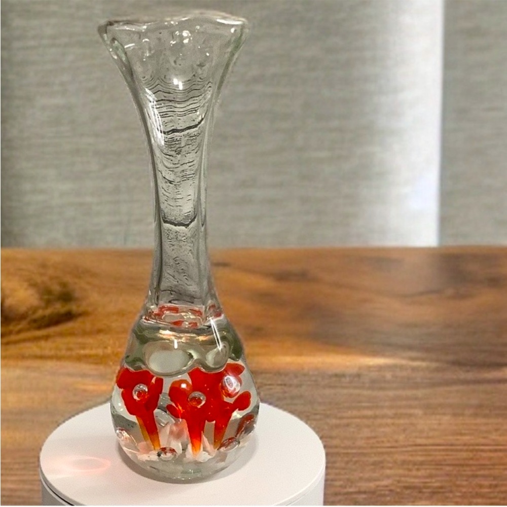Vintage HANDBLOWN ART GLASS PAPERWEIGHT BUD VASE Red Controlled Bubble.